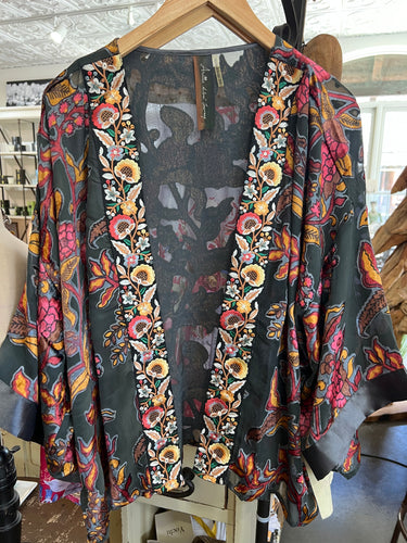 Aratta Burnout Velvet Kimono